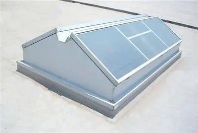 瀘定三角形通風(fēng)天窗